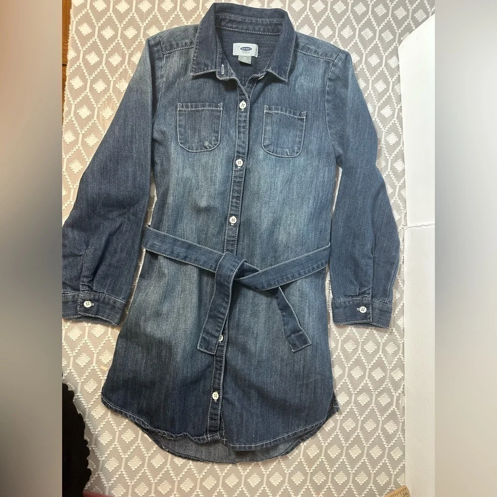Old Navy Girl’s Jean Dress Size Small 6/7 Long Sleeve